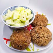 Burgher-grano-saraceno-farro-cetrioli