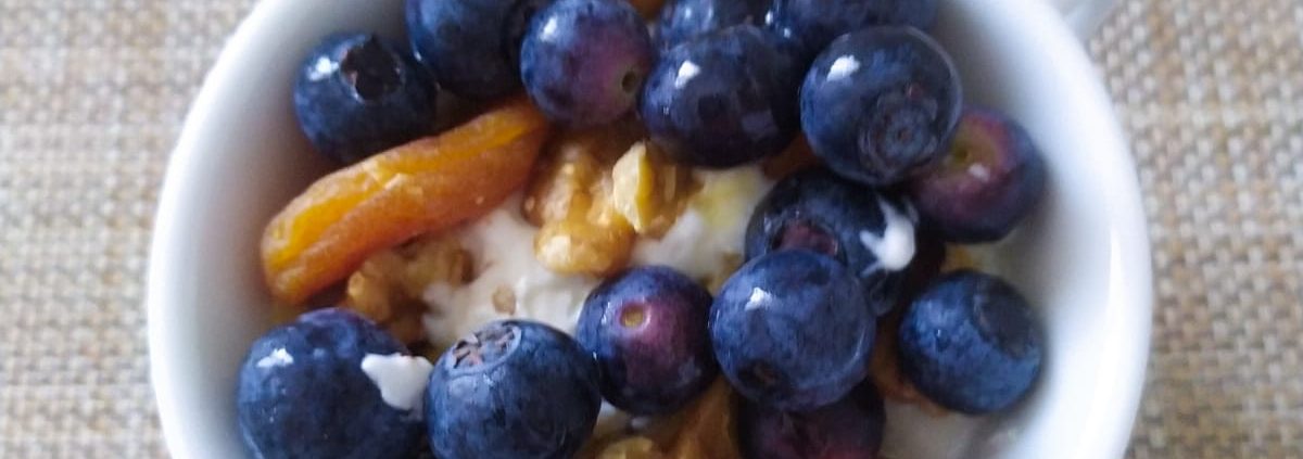 yogurt-greco-mirtilli-noci