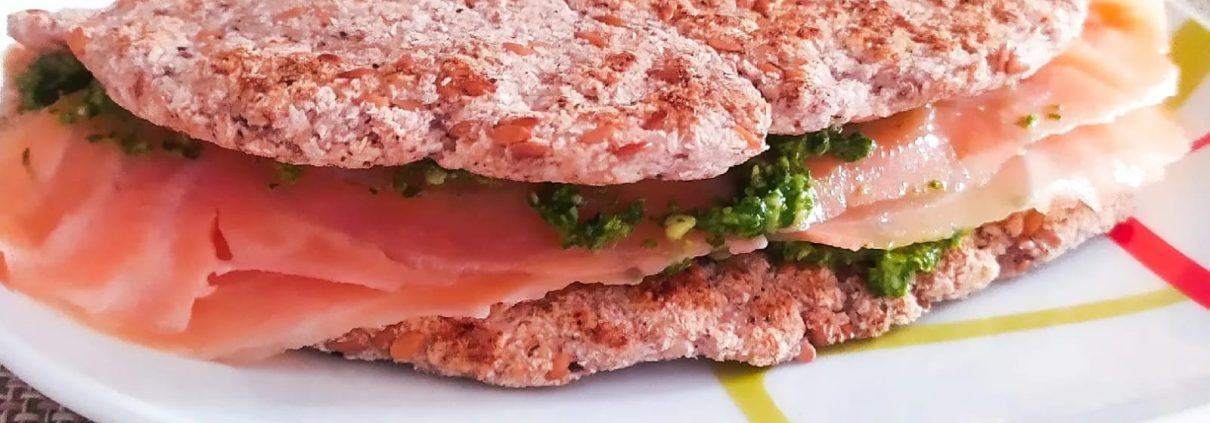 piadina chetogenica con salmone
